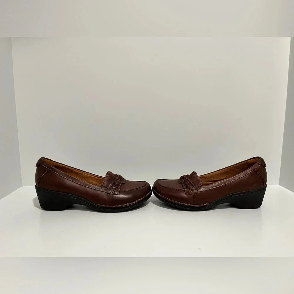 Clarks Unstructured Brown Leather Dress Casual Slip On loafers Heels Women's 9.5 - Picture 6 of 12